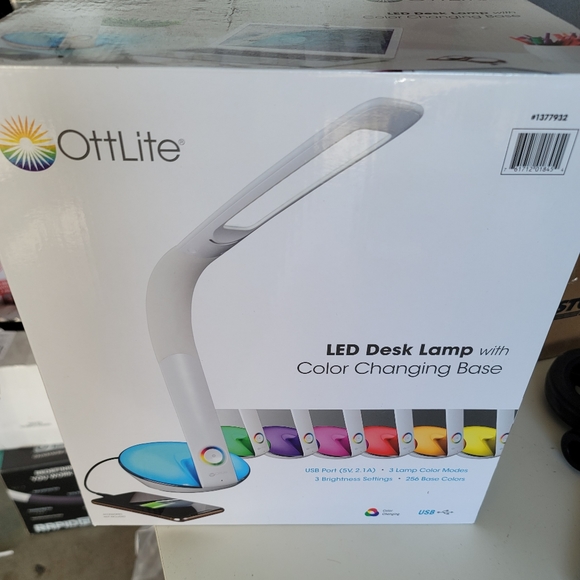 Ottlite Led desk lamp - Picture 2 of 4